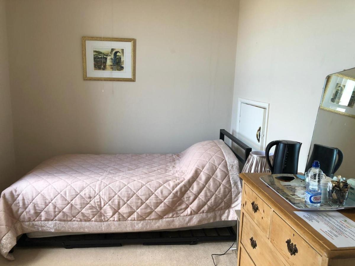 Bed & Breakfast Llangwyryfon Country Breaks Aberystwyth