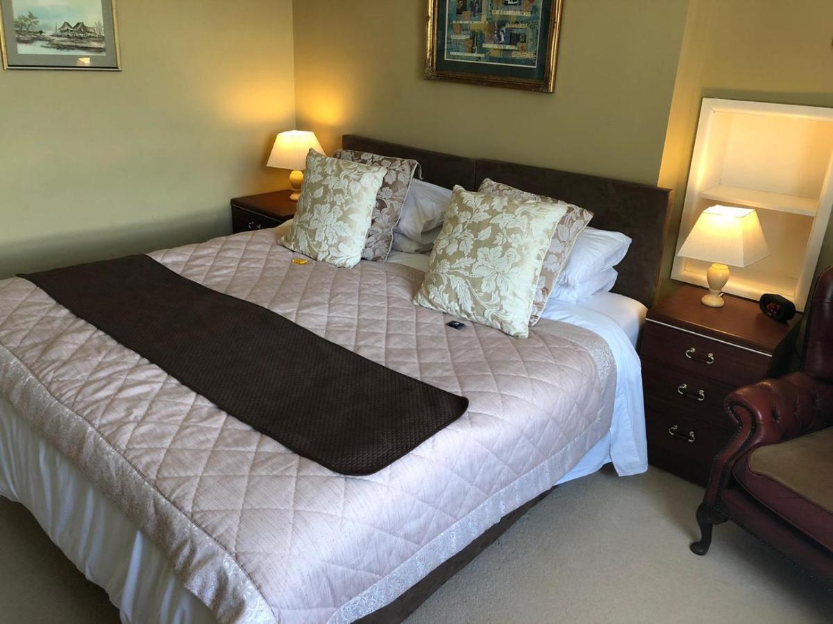 Llangwyryfon Country Breaks Bed & Breakfast 4*