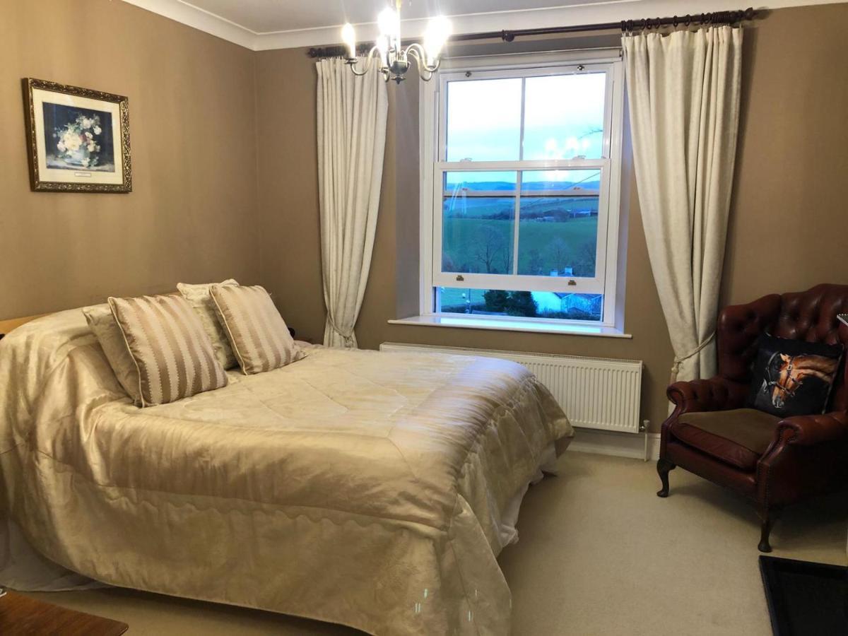 Bed & Breakfast Llangwyryfon Country Breaks Aberystwyth
